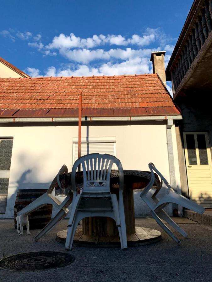 Hostel Holiday Cetinje Eksteriør bilde